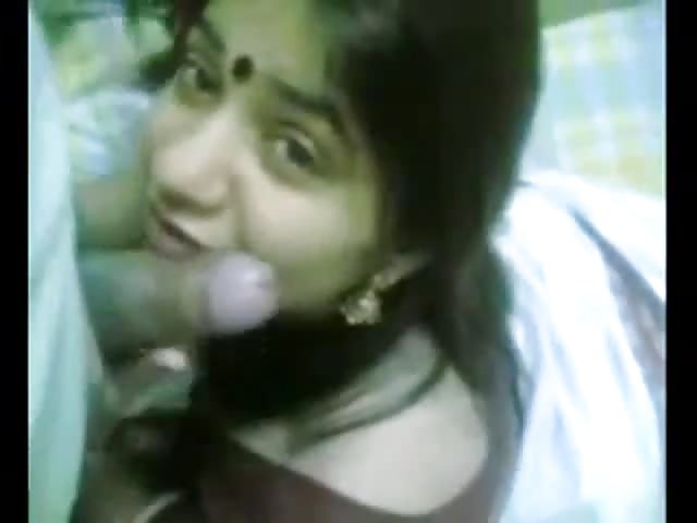 Young amateur Indian girl sucks dick - Pornjam.com