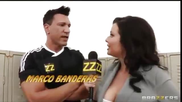 640px x 360px - Horny reporter gets fucked by sports team